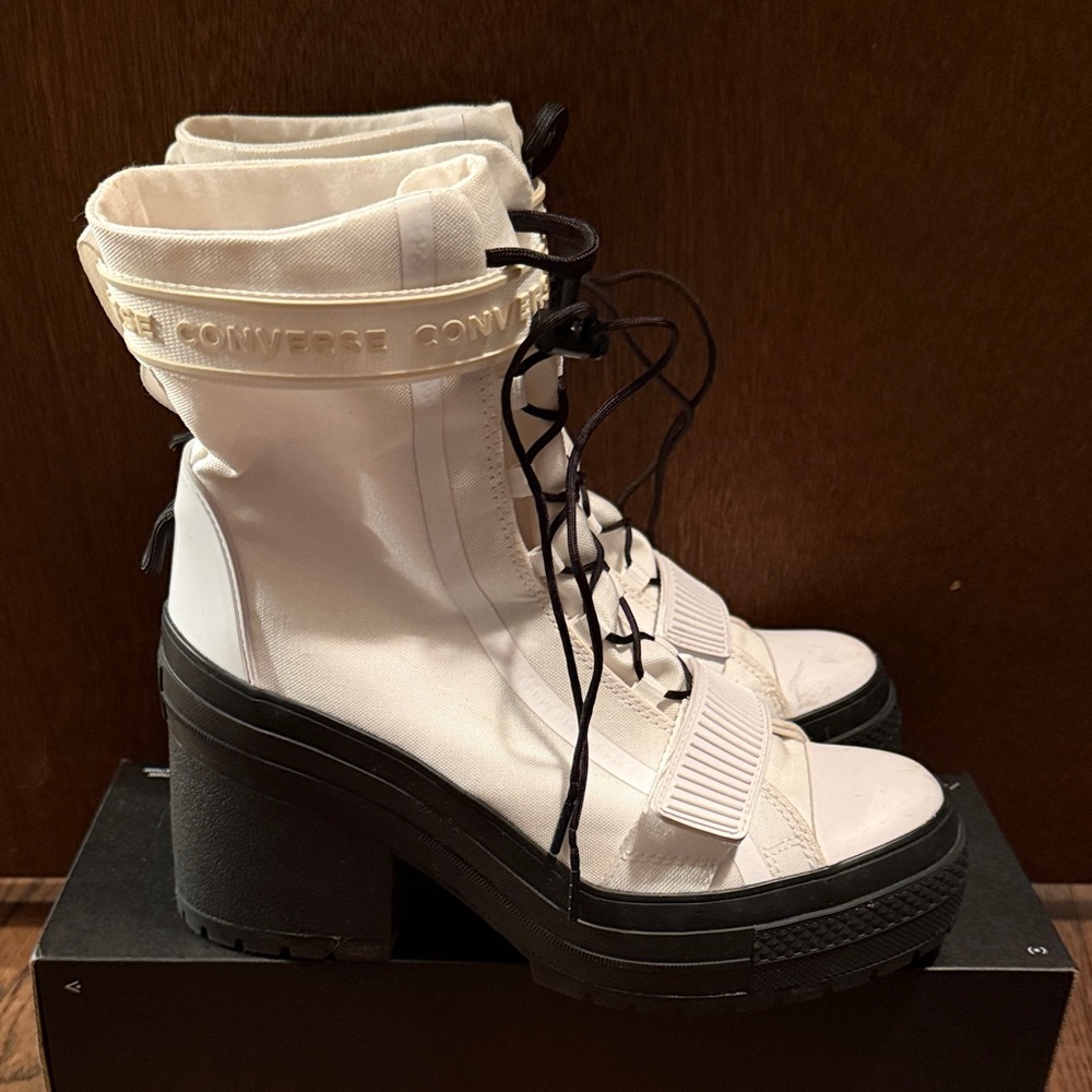 Converse Women's High-Top Sneakers - White and Black